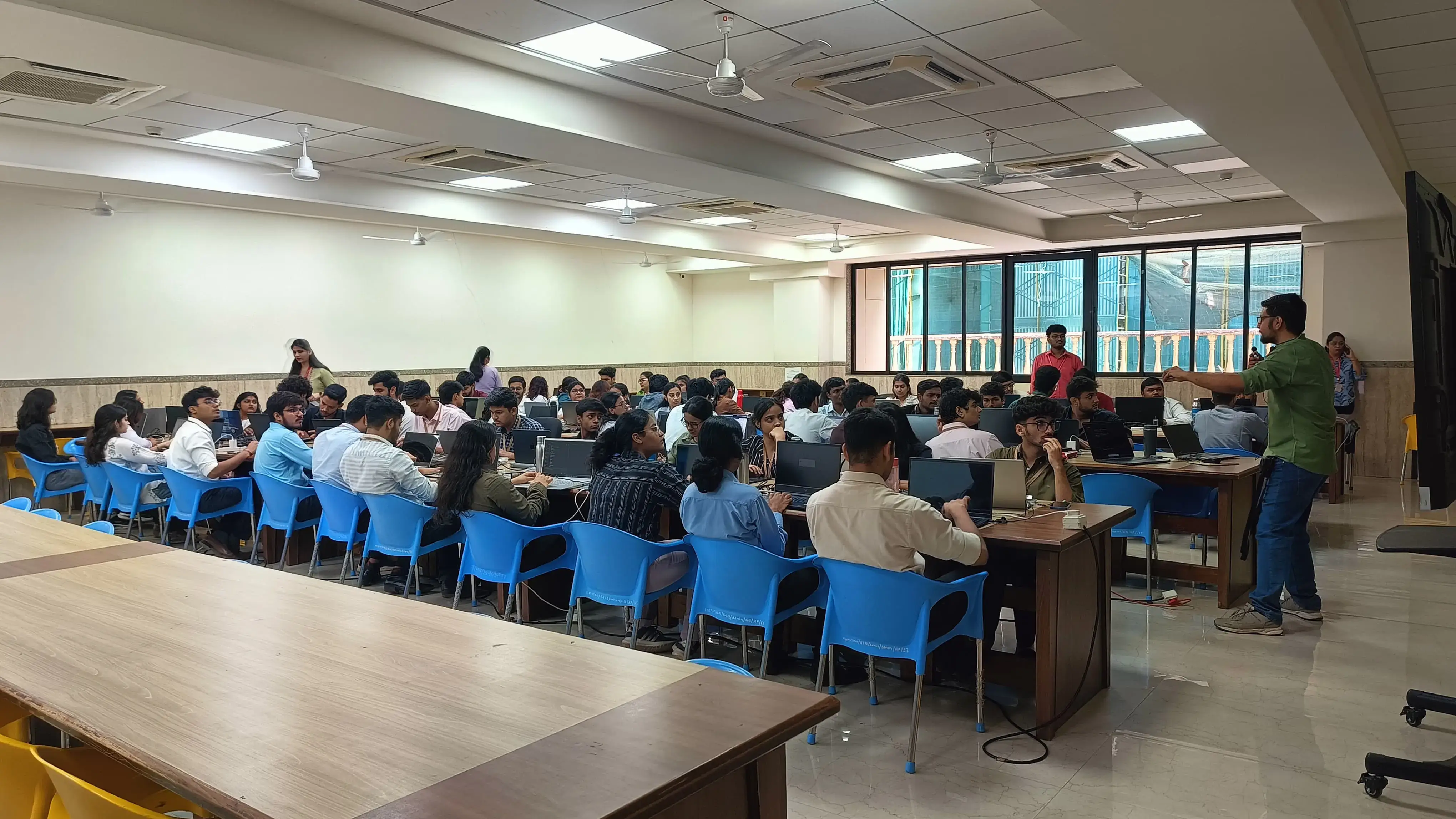 Photo — DSA in JavaScript — cohort session